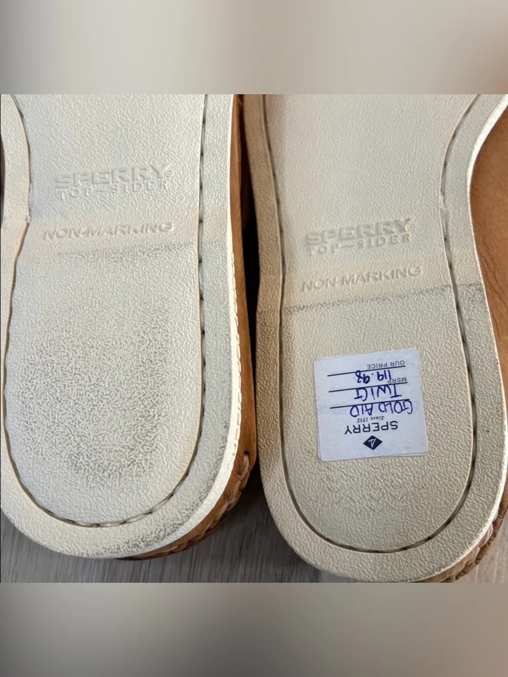 LIKE NEW SPERRY gold cup authentic original boat shoes size 9 men’s soft tan